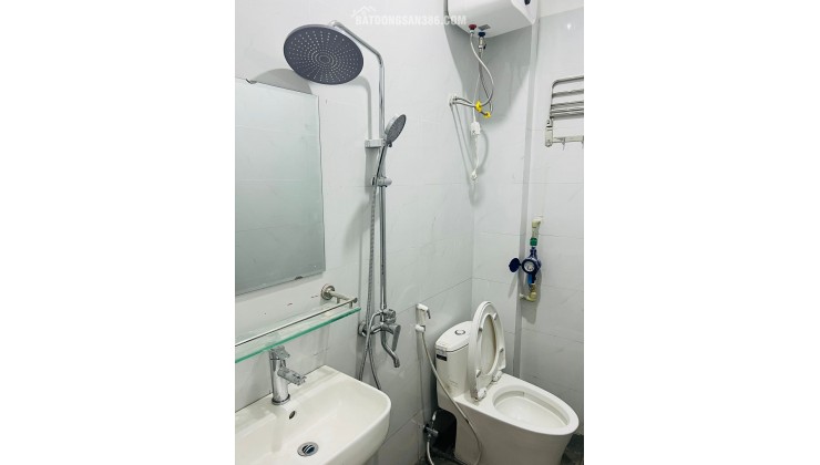 CCMN PHỐ HÀO NAM 6 TẦNG THANG MÁY_12 PHÒNG FULL NỘI THẤT_GẦN PHỐ_NGÕ THÔNG_2 THOÁNG_DÒNG TIỀN 700 TRIỆU/ NĂM